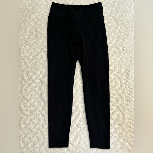 Old Navy Pants - Old Navy High-Rise Black Leggings - Size Medium